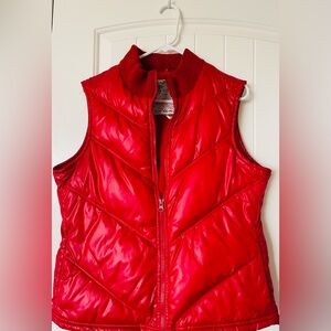 Old Navy Vibrant Red Women's Puffer Vest